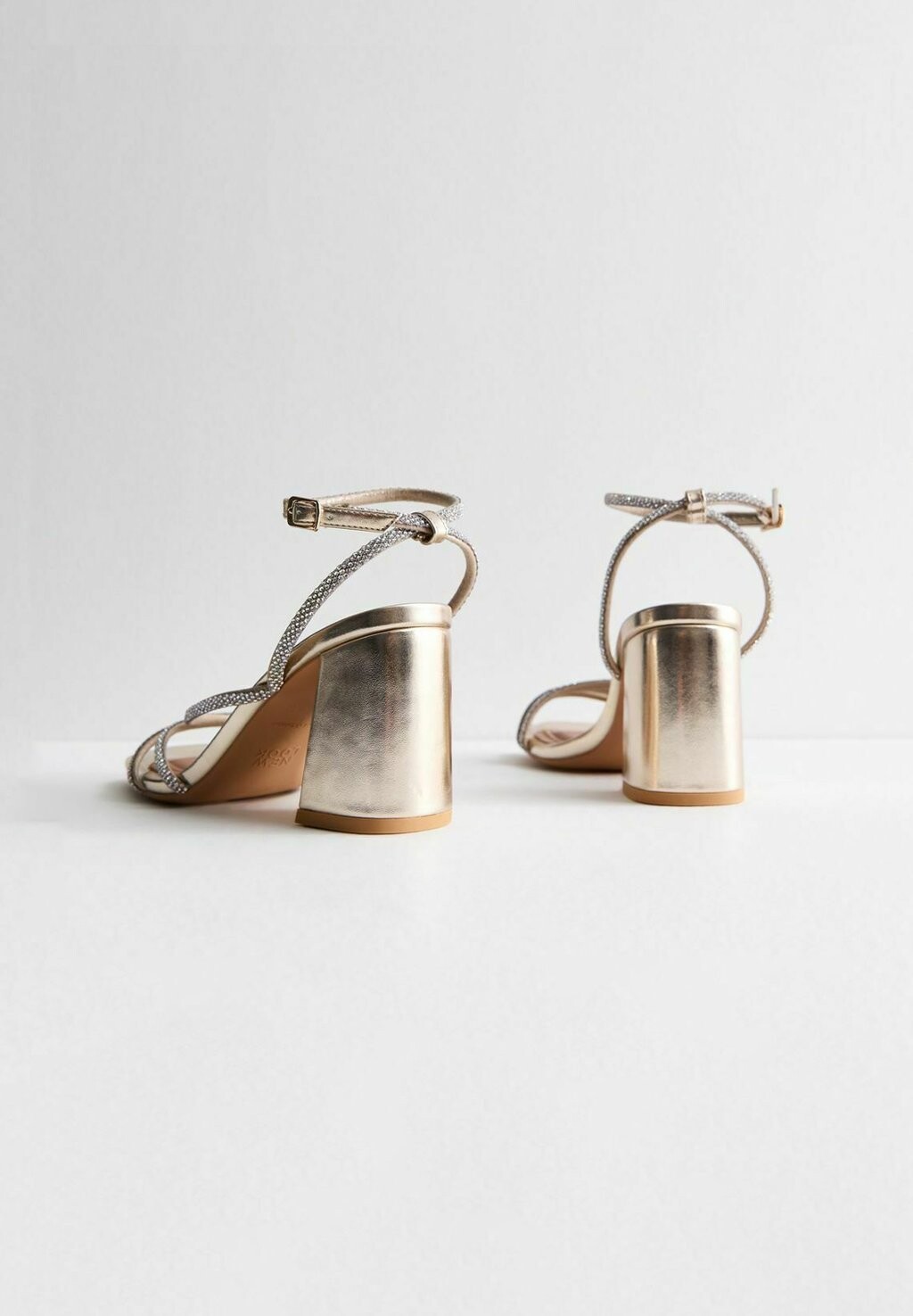 

Сандалии Diamanté New Look, золото