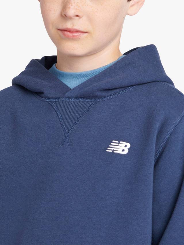 Детская худи с маленьким логотипом на спине New Balance, Navy — фото 4