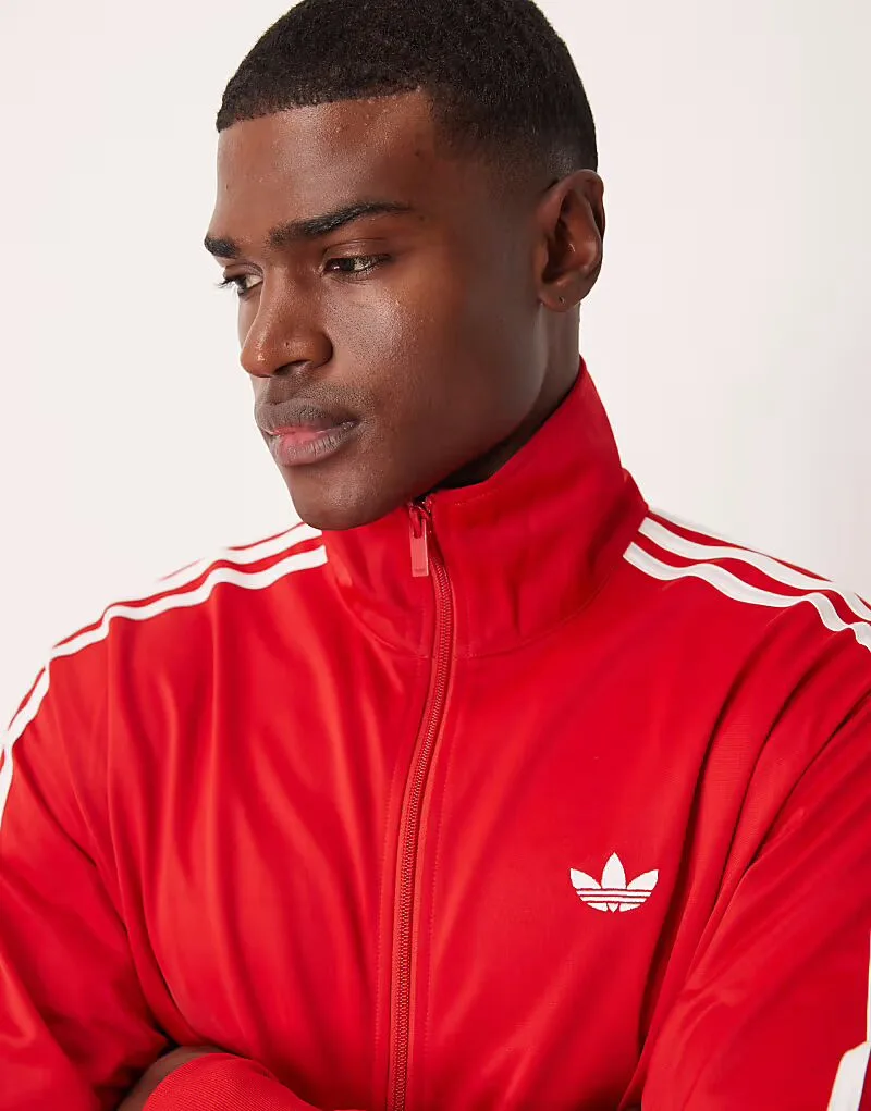 Спортивная куртка Adidas Originals Firebird красного цвета — фото 4