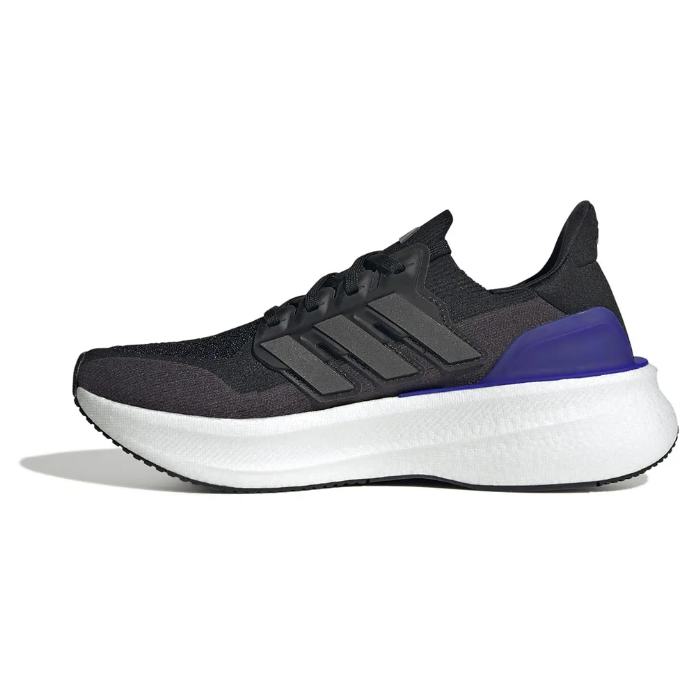 Беговые кроссовки adidas Ultraboost 5, черный — фото 3