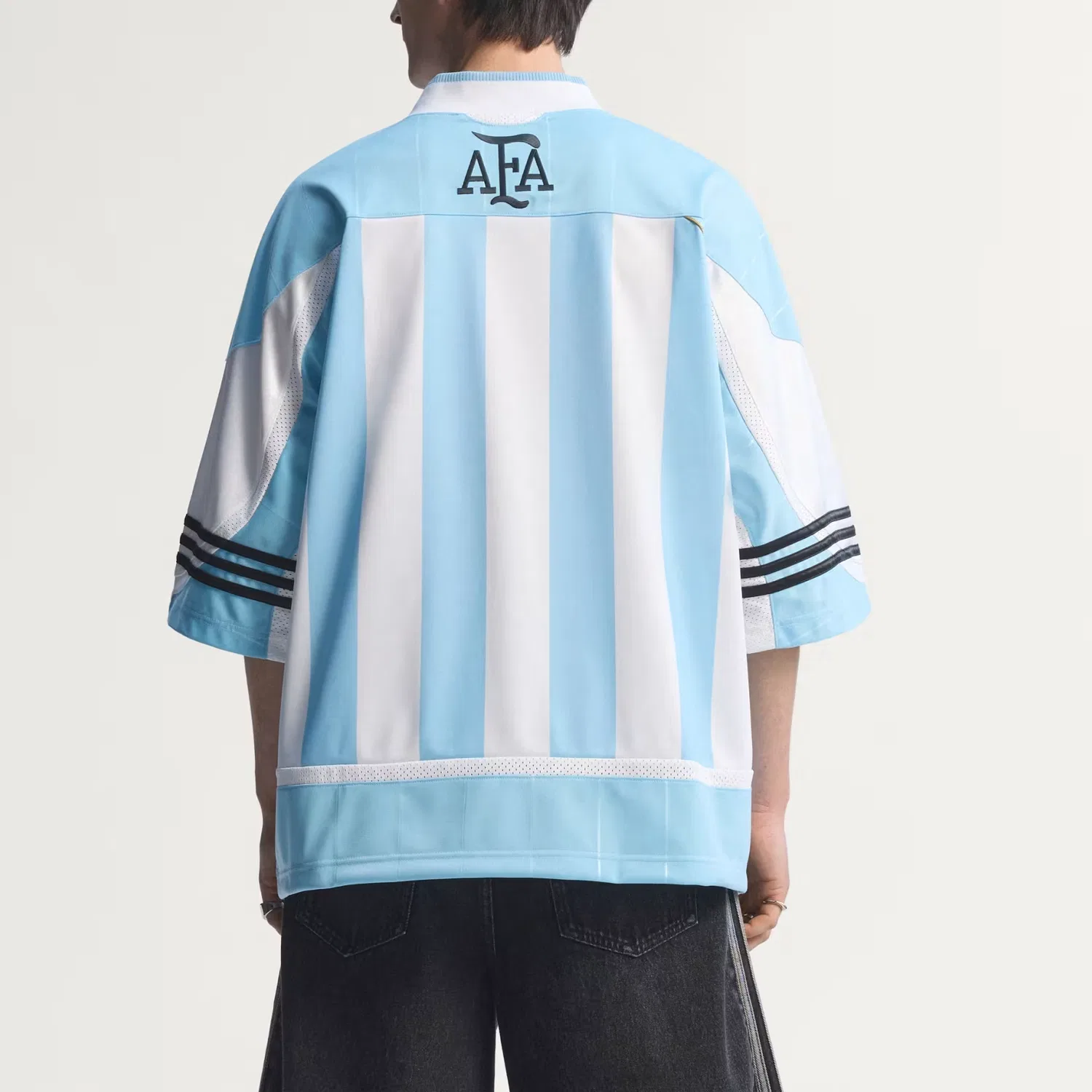 Футболка с v-образным вырезом в полоску Adidas, Transparent Blue/White/Black — фото 4