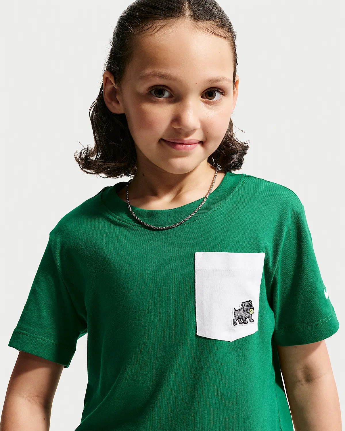 Детская футболка Nike Sportswear Pocket, Malachite/White — фото 3