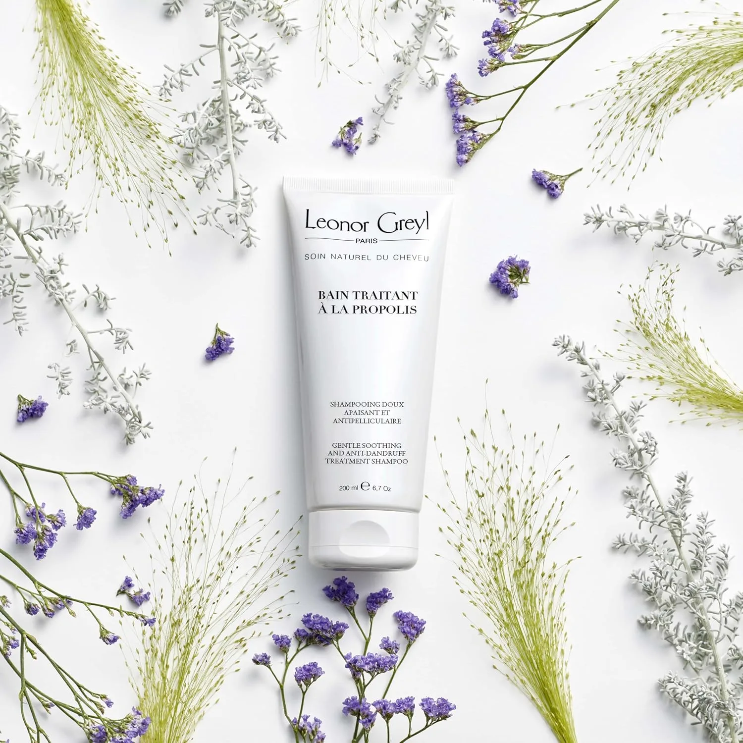 Leonor Greyl Gentle Dandruff Shampoo (Bain Traitant a La Propolis), натуральный шампунь от перхоти с прополисом и ромашкой, 6,7 унций. Сделано во Франции 198 мл (1 шт.) — фото 2