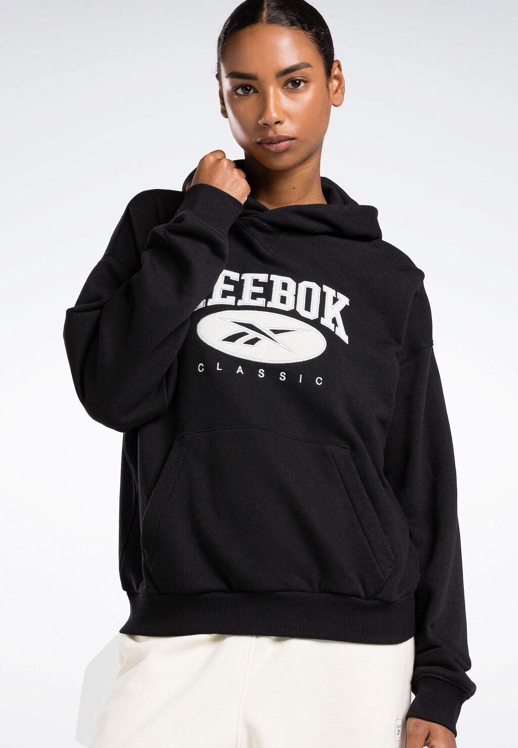 

Толстовка Archive Essentials Big Logo Reebok, черный