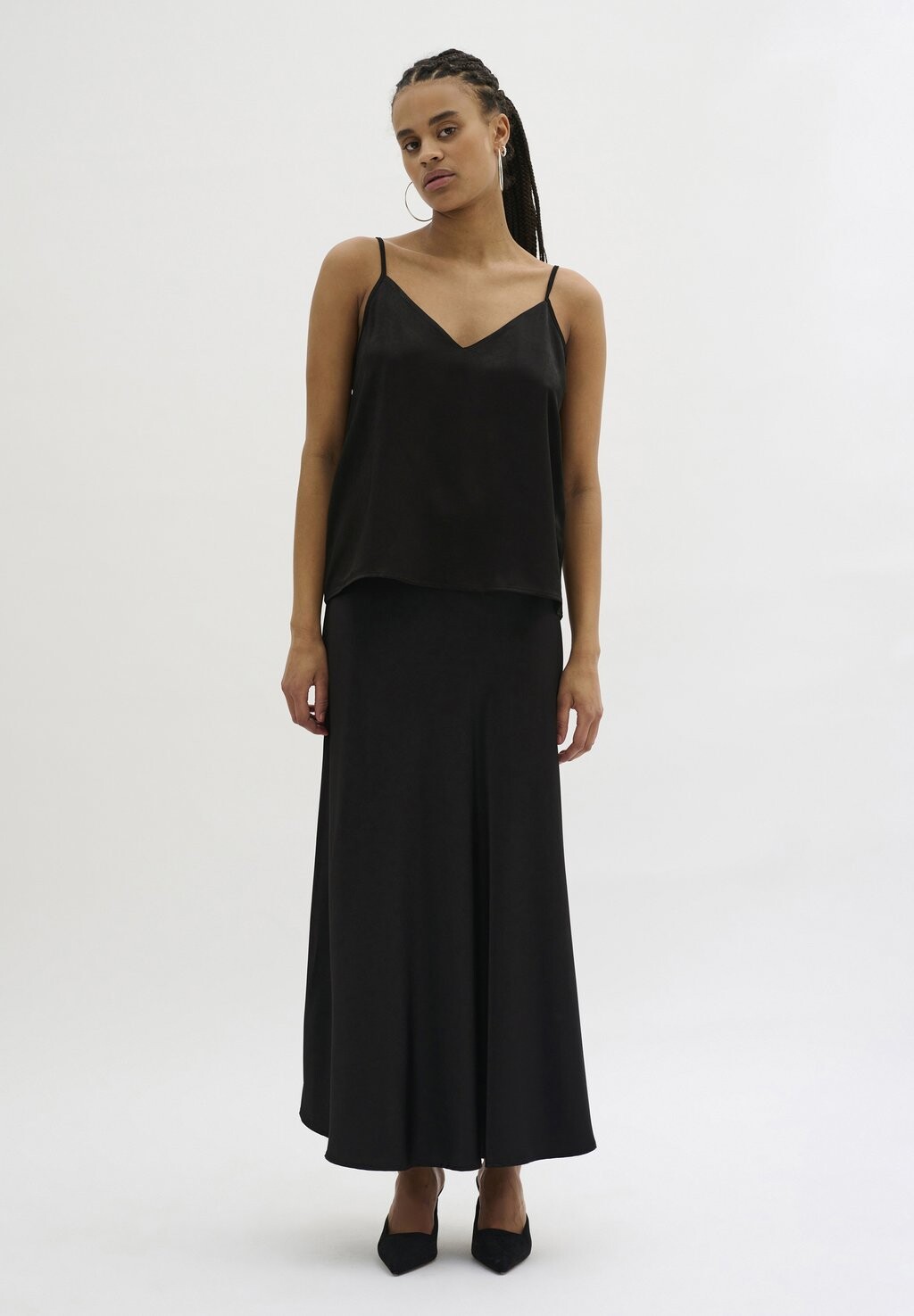 

Юбка макси ESTELLE My Essential Wardrobe, цвет black