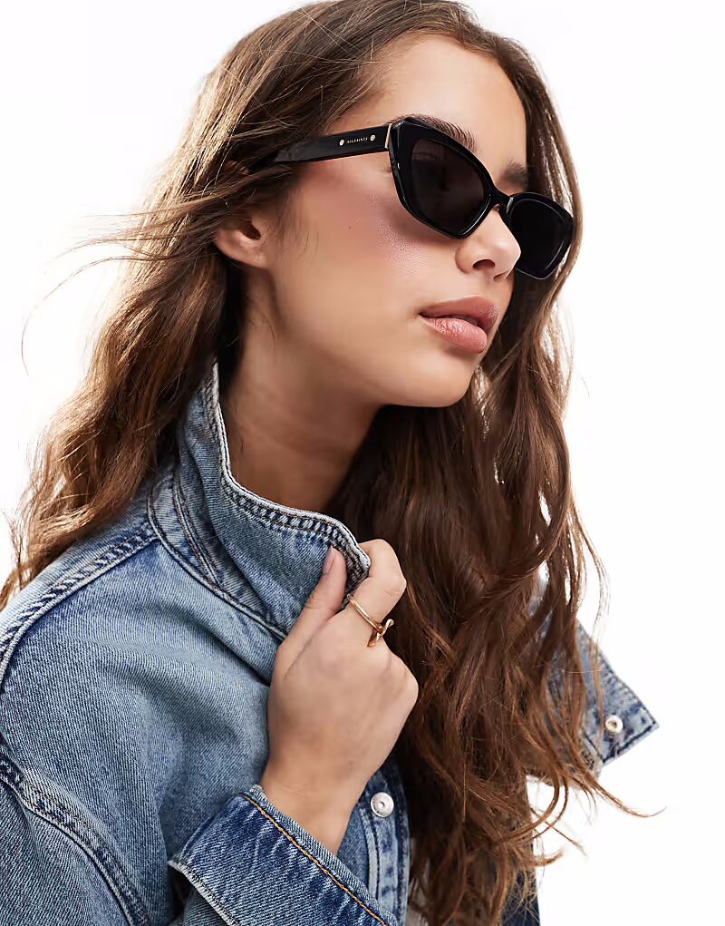 

Черные солнцезащитные очки AllSaints Rei