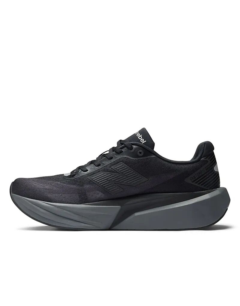 Мужские кроссовки для бега New Balance Fuelcell Rebel V5 черного цвета — фото 4