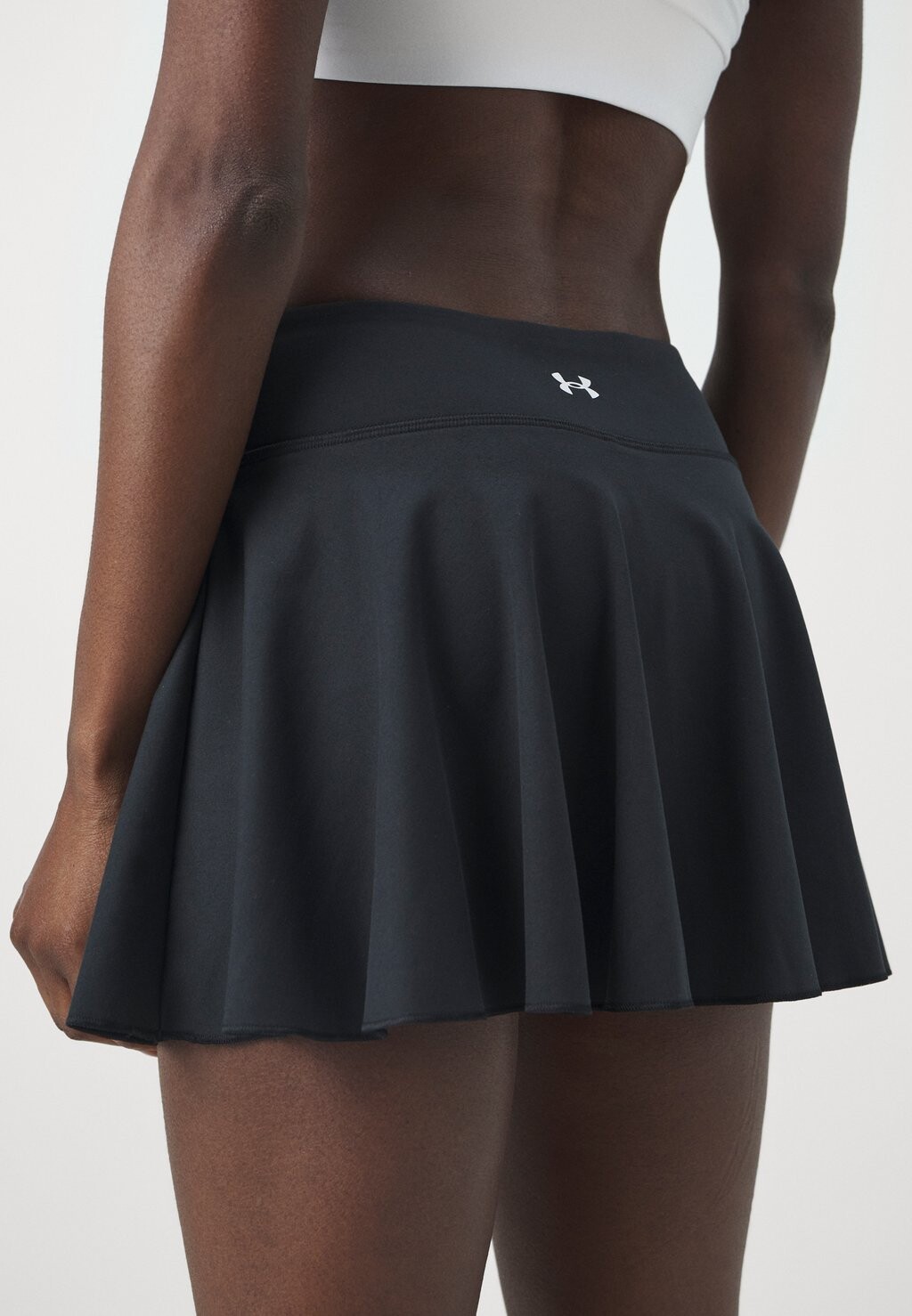 

Спортивная юбка MOTION SKORT Under Armour, черный