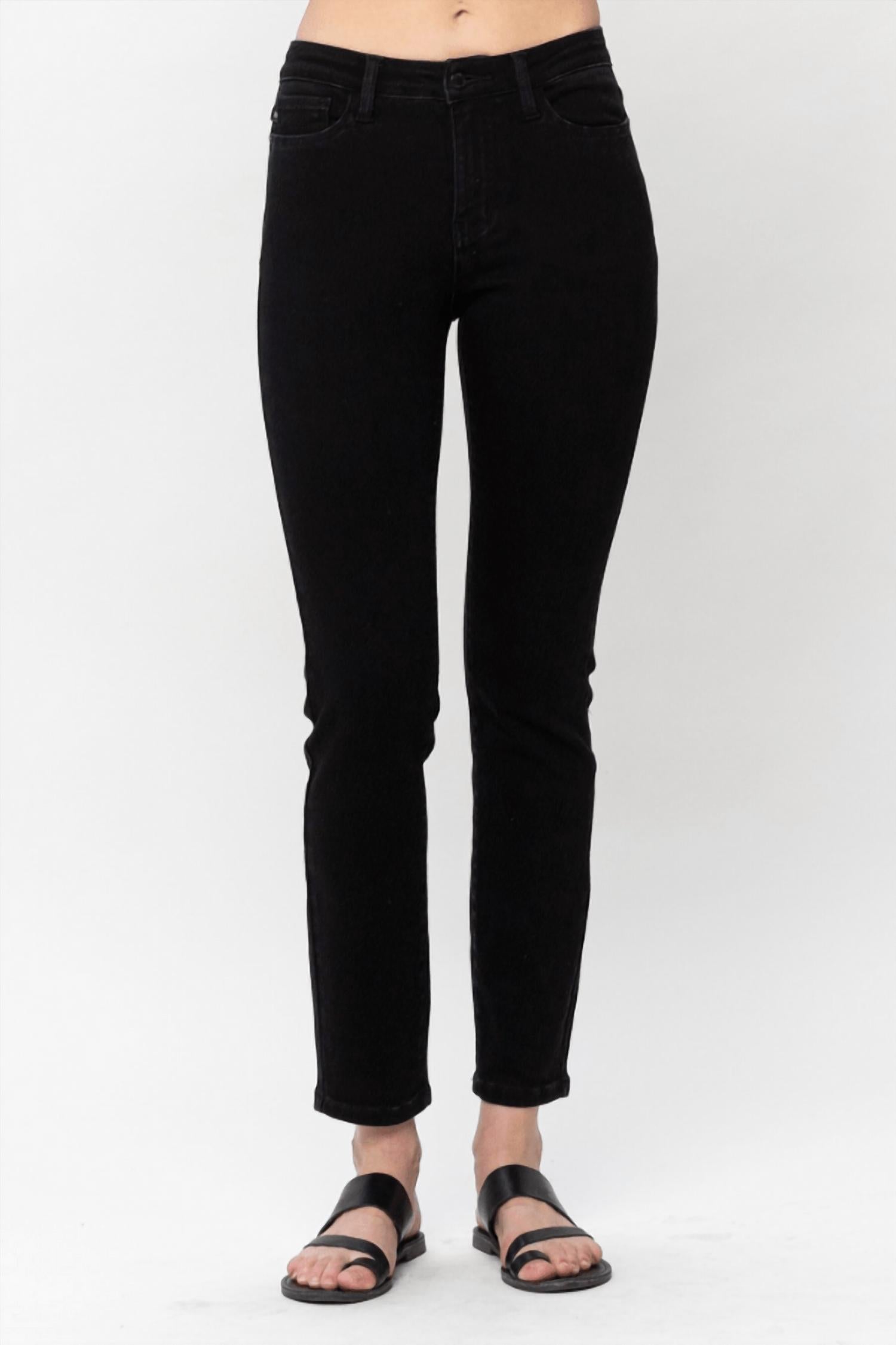 

Райдервуд средне-посаженные узкие джинсы черные Judy Blue