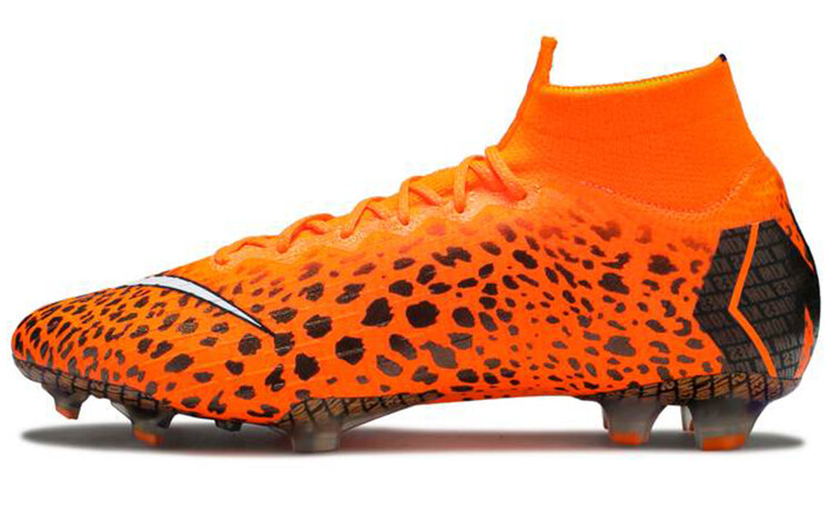 

Nike Футбольная обувь Мужчины