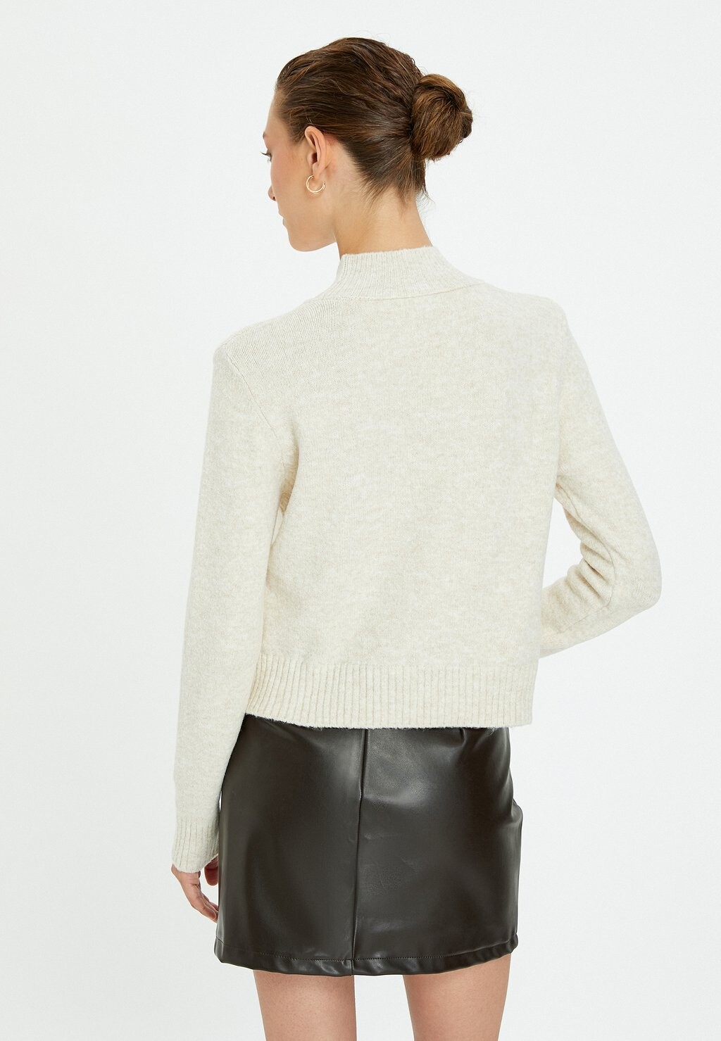 

Джемпер HIGH NECK ACRYLIC LONG SLEEVE Koton, молочный