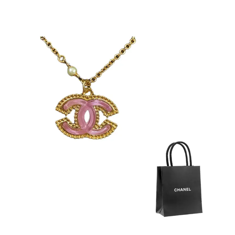 

Chanel Женское золотое колье из металла, смолы и стекла