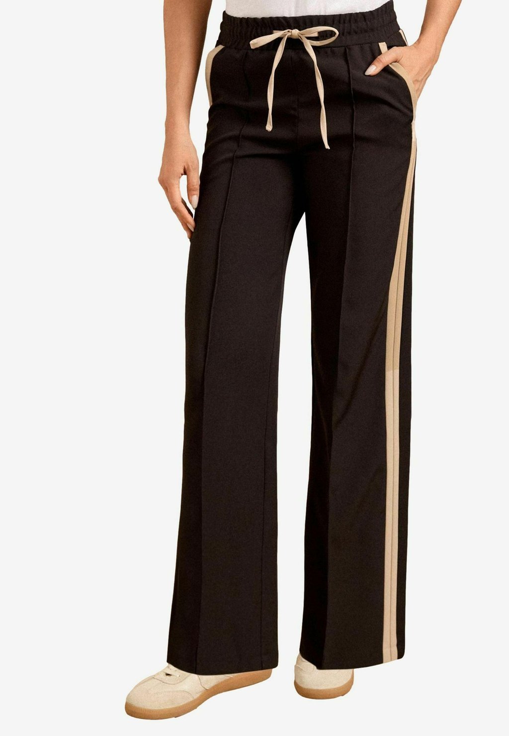 

Спортивные брюки ELASTICATED WAIST WIDE LEG TAILORED Love & Roses, черный