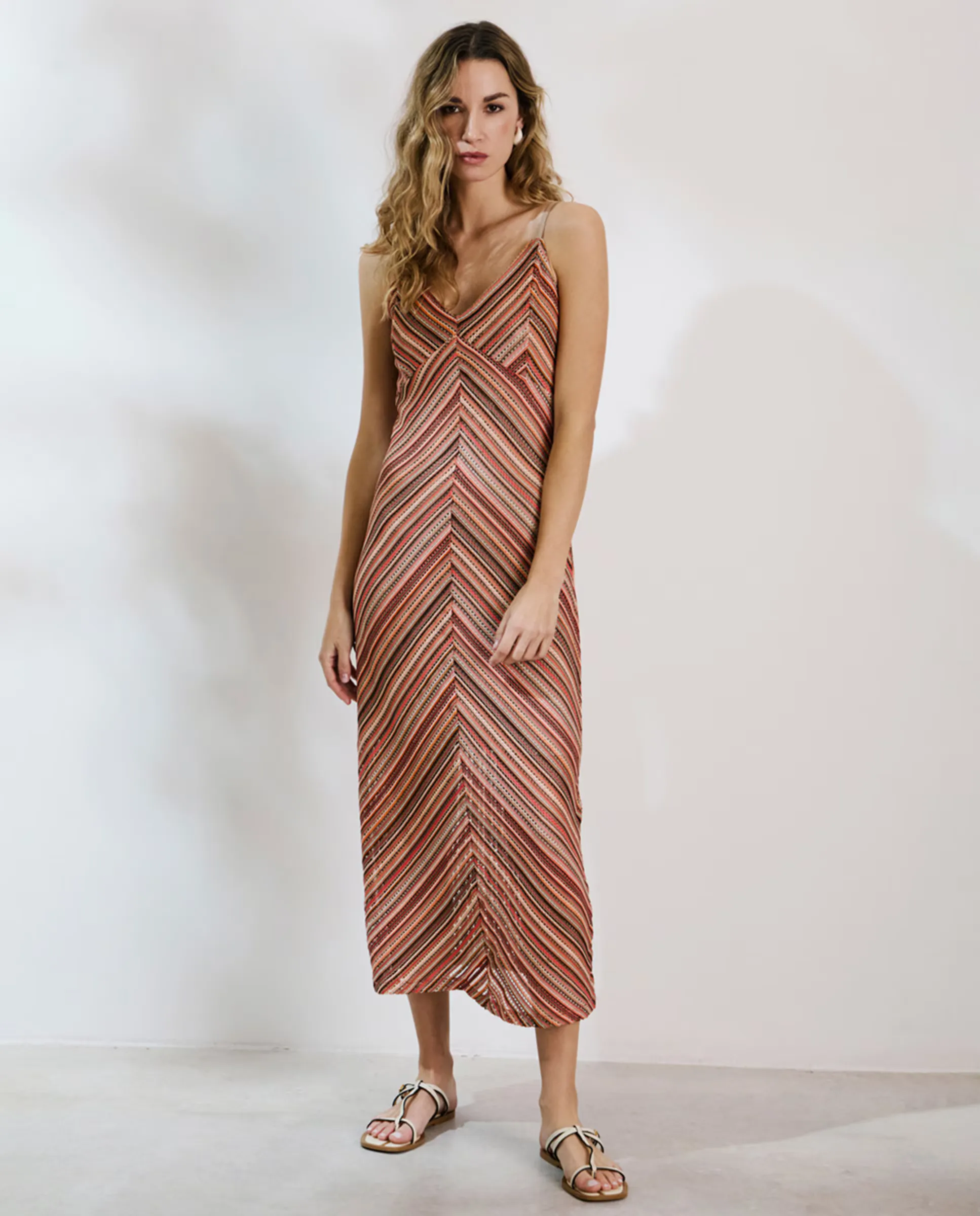

Длинное платье на тонких бретелях Vero Moda, мультиколор
