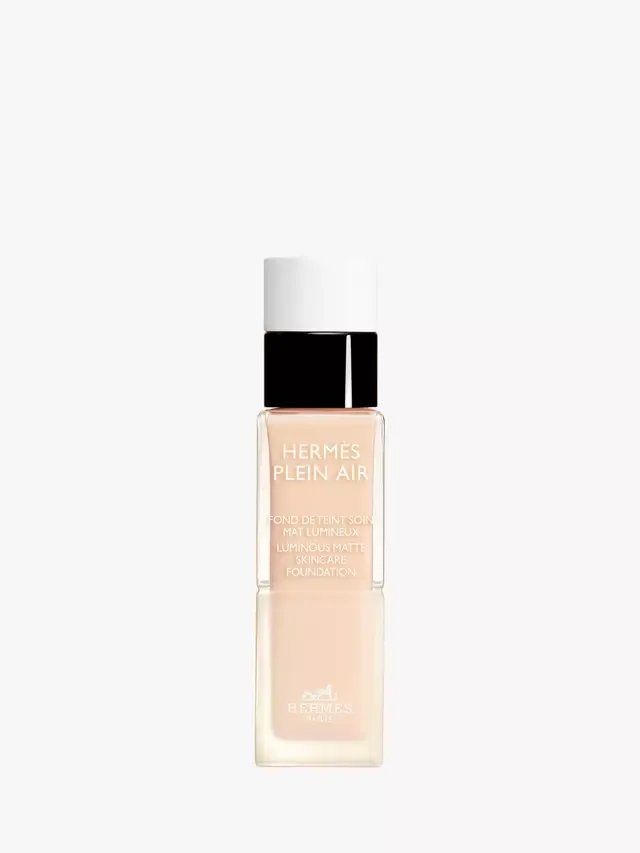 Тональная основа Plein Air Luminous Matte Skincare Foundation Hermès, 07N Kaolin