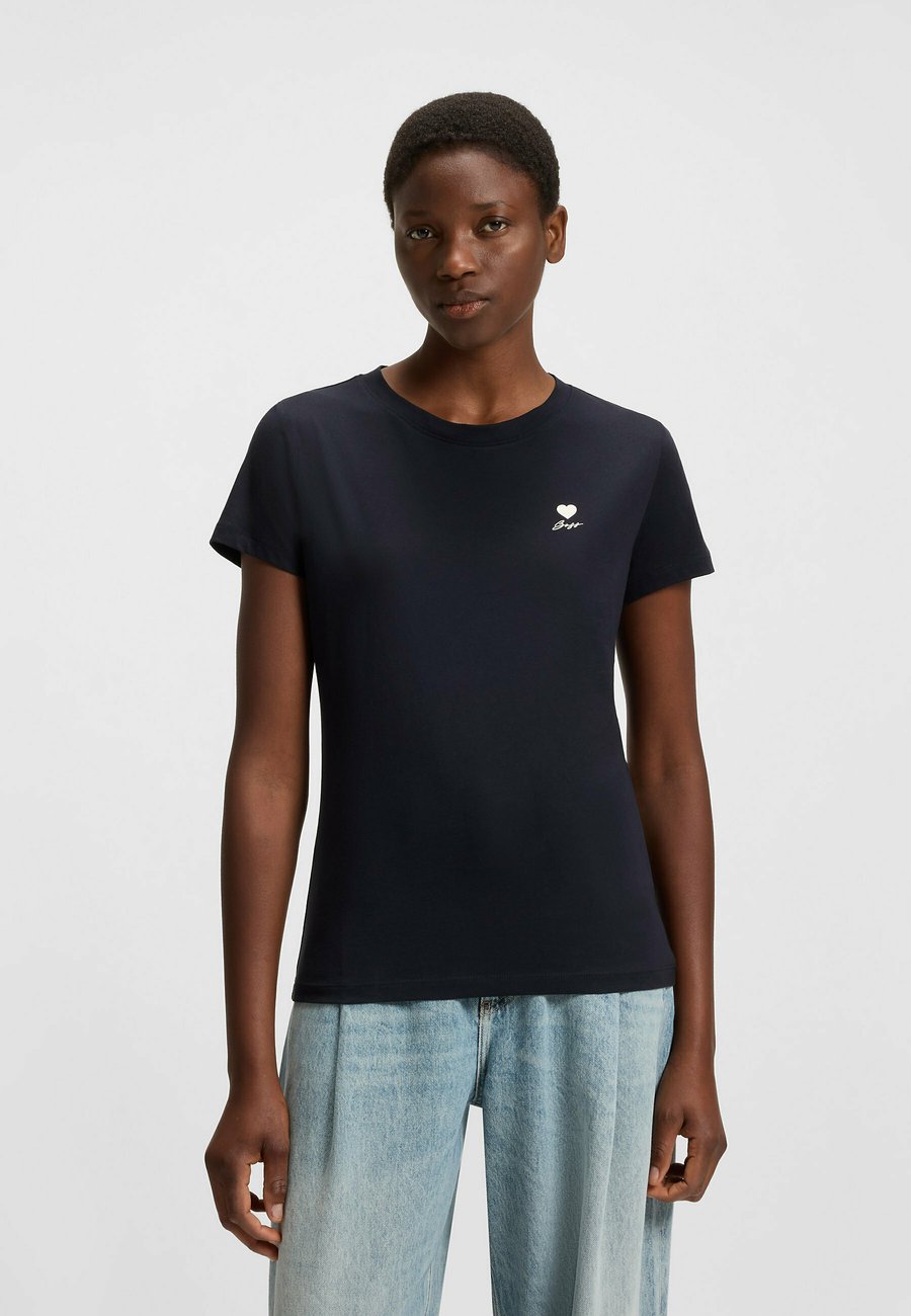 

Футболка BOSS CESOGO3, Dark Blue Nine/Dark Blue, Синий, Футболка BOSS CESOGO3, Dark Blue Nine/Dark Blue