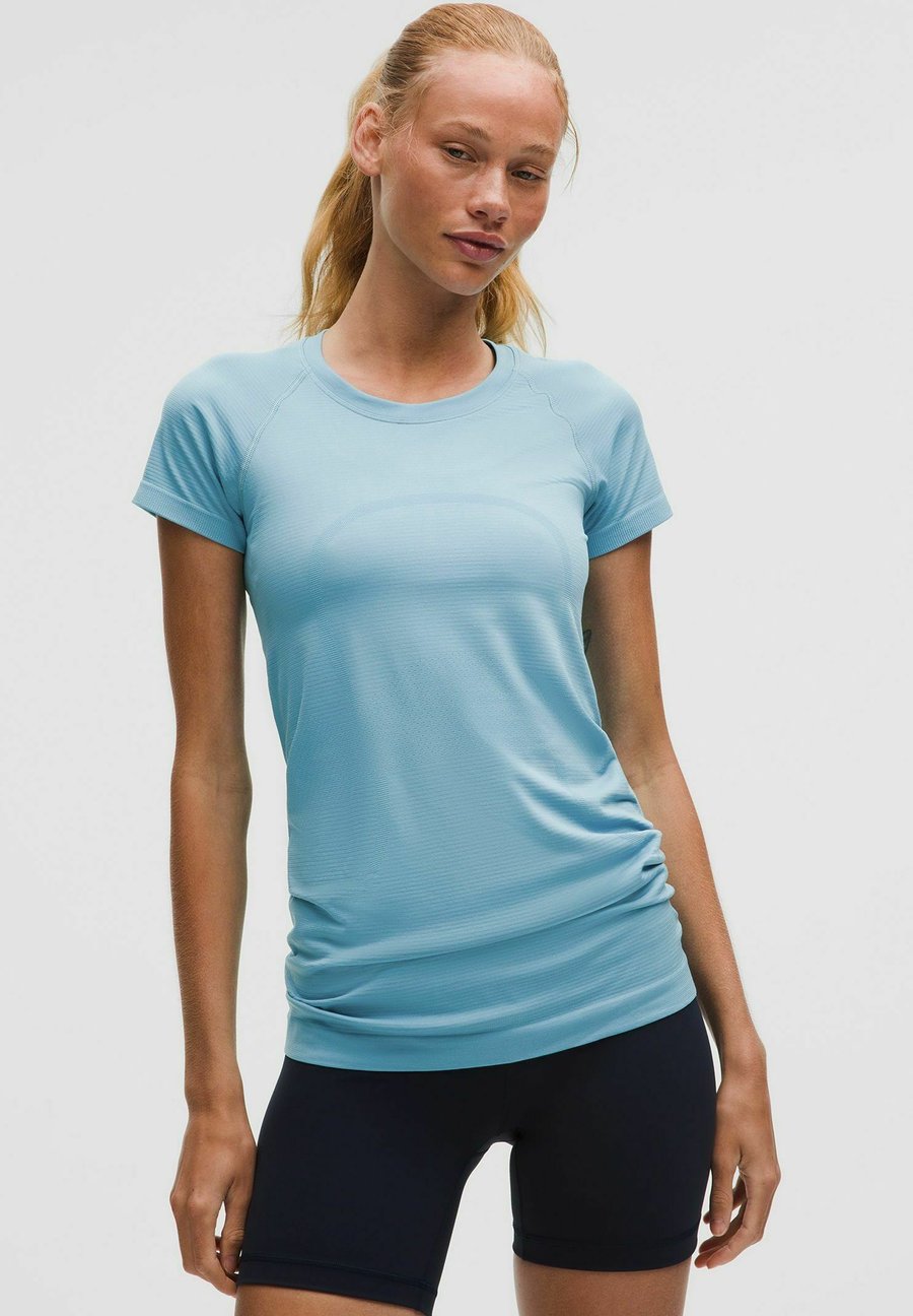 

Спортивная футболка lululemon SWIFTLY TECH SHORT SLEEVE 2.0, Washed Blue Washed Blue/Blue