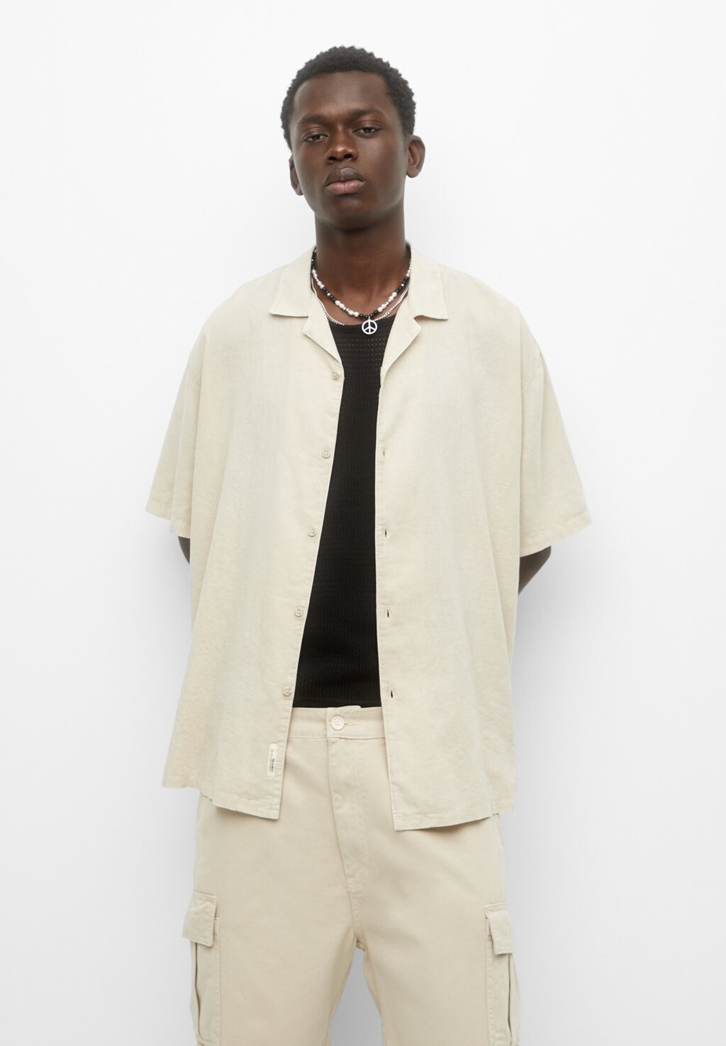

Рубашка Basic Short Sleeve PULL&BEAR, цвет ochre