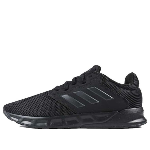 

Кроссовки показывают путь низкие Adidas, черный