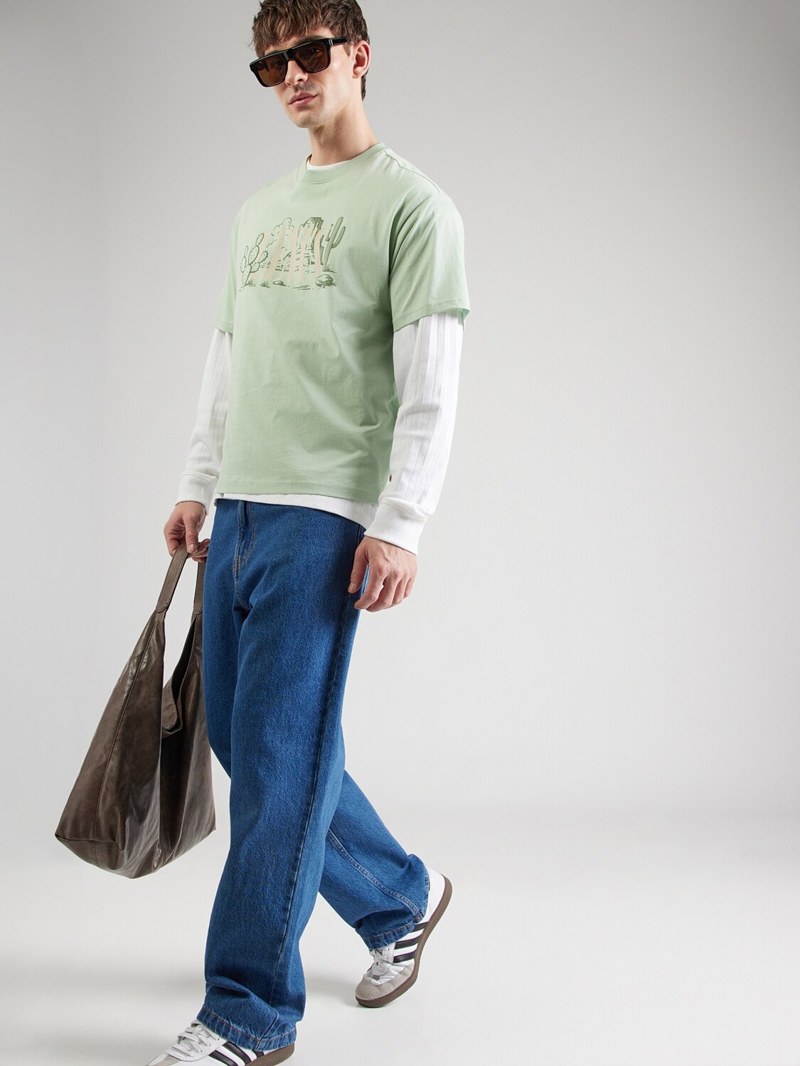 LEVI'S  Футболка 'CACTUS' в цветах Olive, Pastel Green, Light Green — фото 4