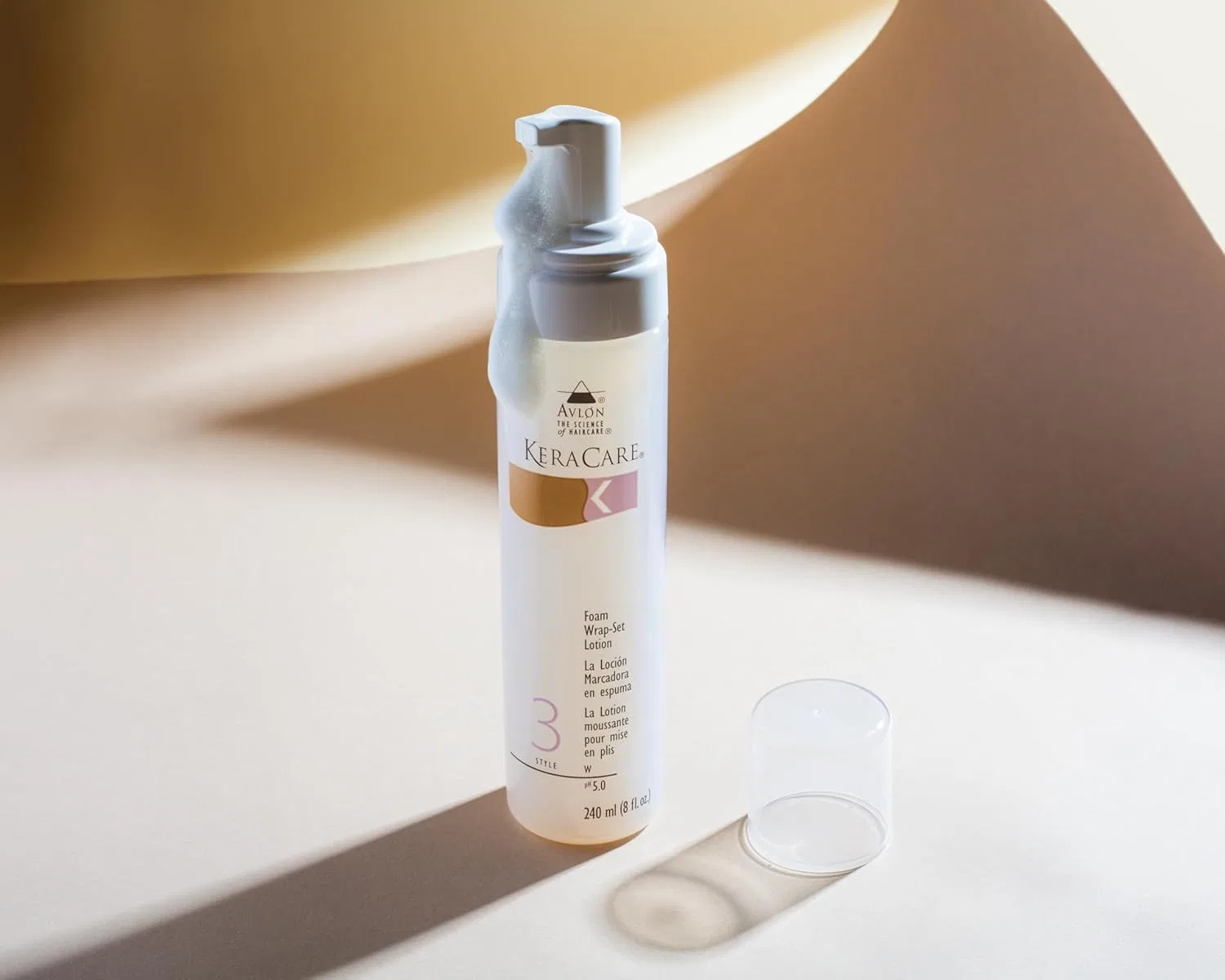 Лосьон-пена для укладки волос KeraCare Foam Wrap-Set Lotion от Avlon Avlon — фото 2