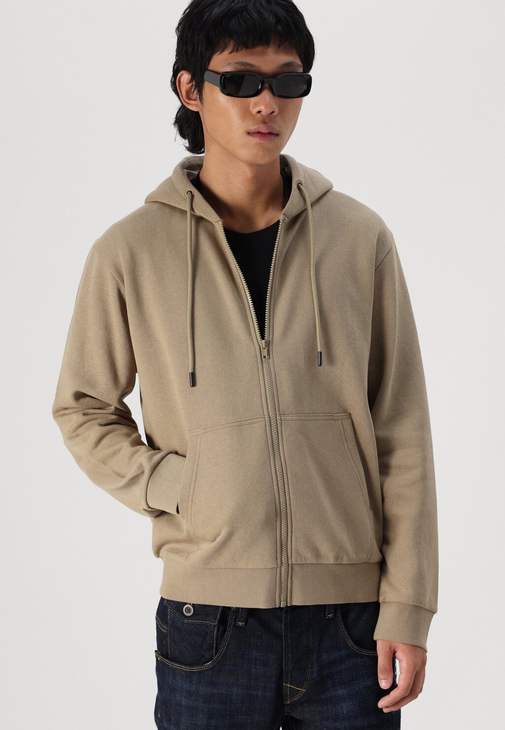

Толстовка на молнии JJEBRADLEY ZIP HOOD Jack & Jones, коричневый