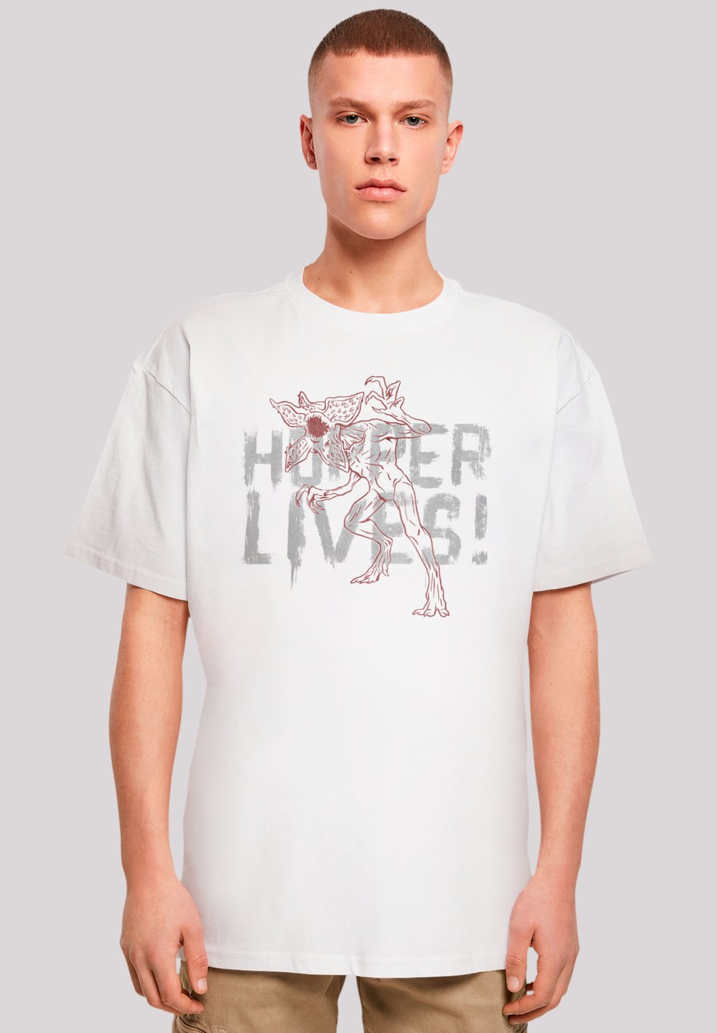 

Футболка с принтом STRANGER THINGS HOPPERS LIVE NETFLIX TV SERIES F4NT4STIC, белый