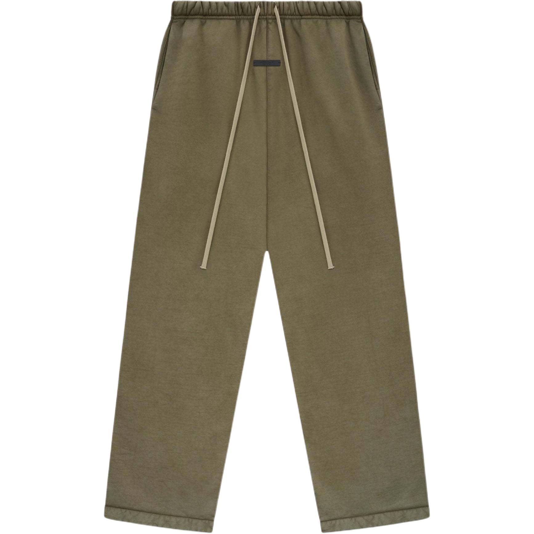 Футболка Fear Of God Essentials, Свободные спортивные штаны из плотного флиса, Цвет: Вечнозеленый/Военный — фото 2