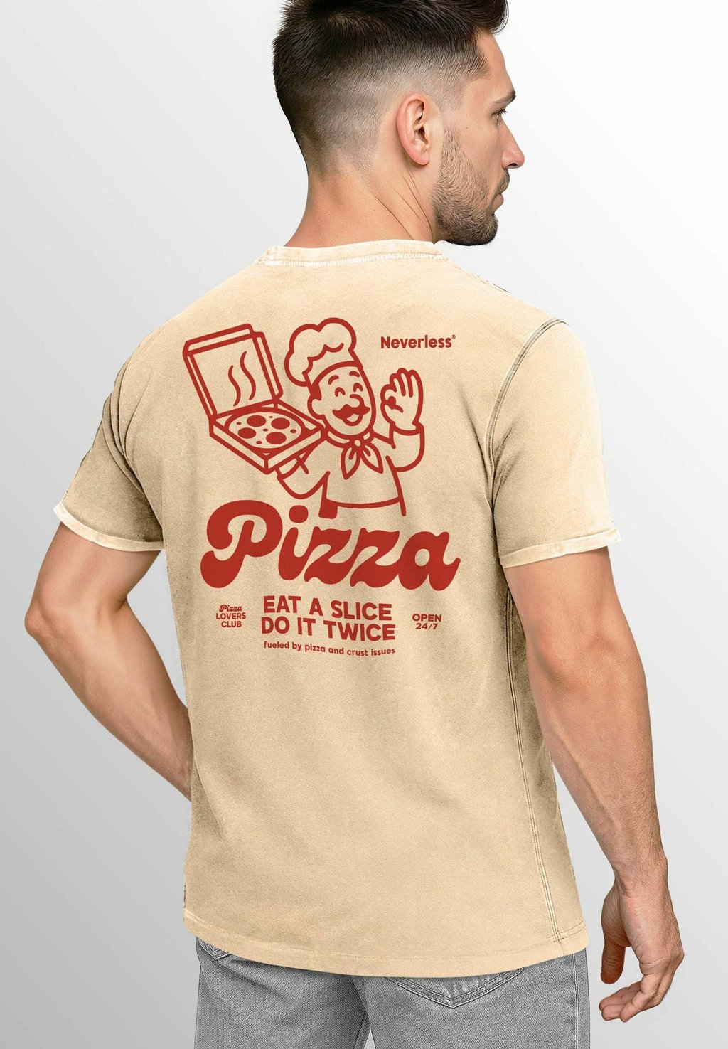 

Футболка с принтом VINTAGE PIZZA BACK Neverless, бежевый