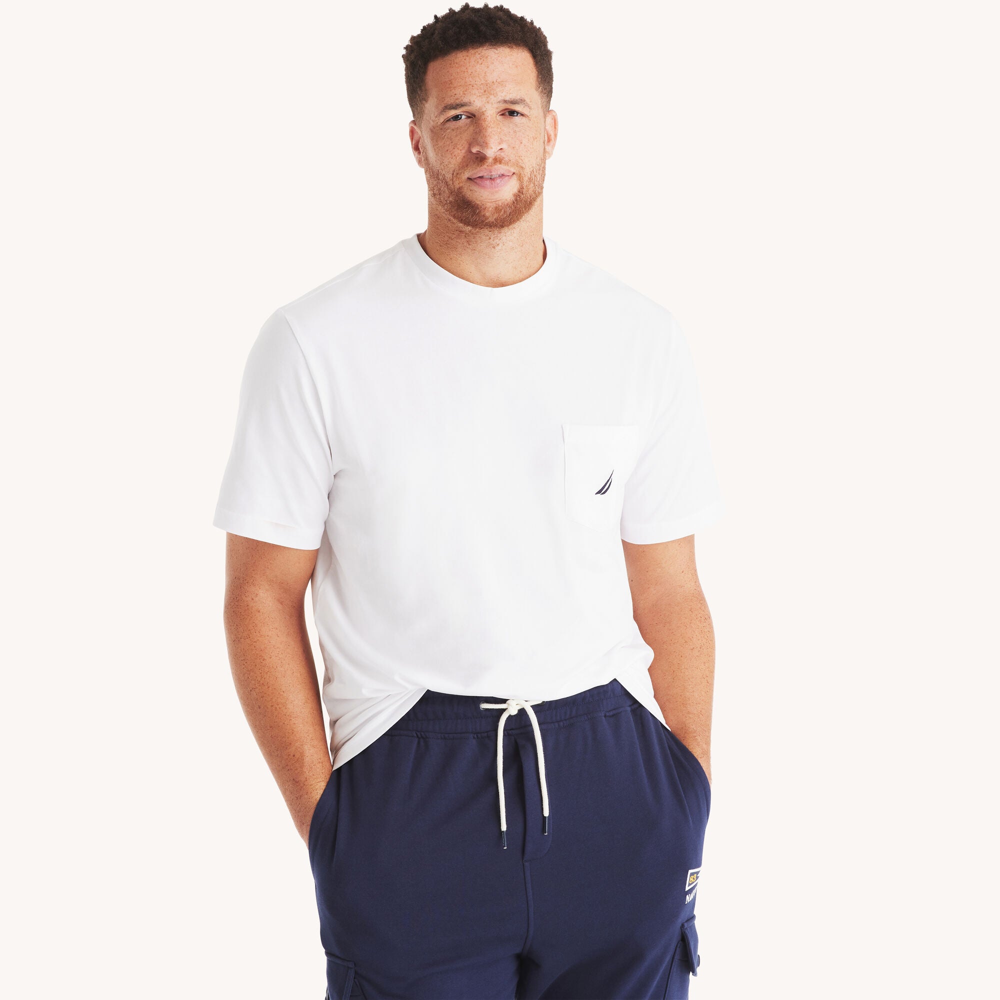 

Футболка Nautica Mens Big & Tall Pocket, цвет bright white