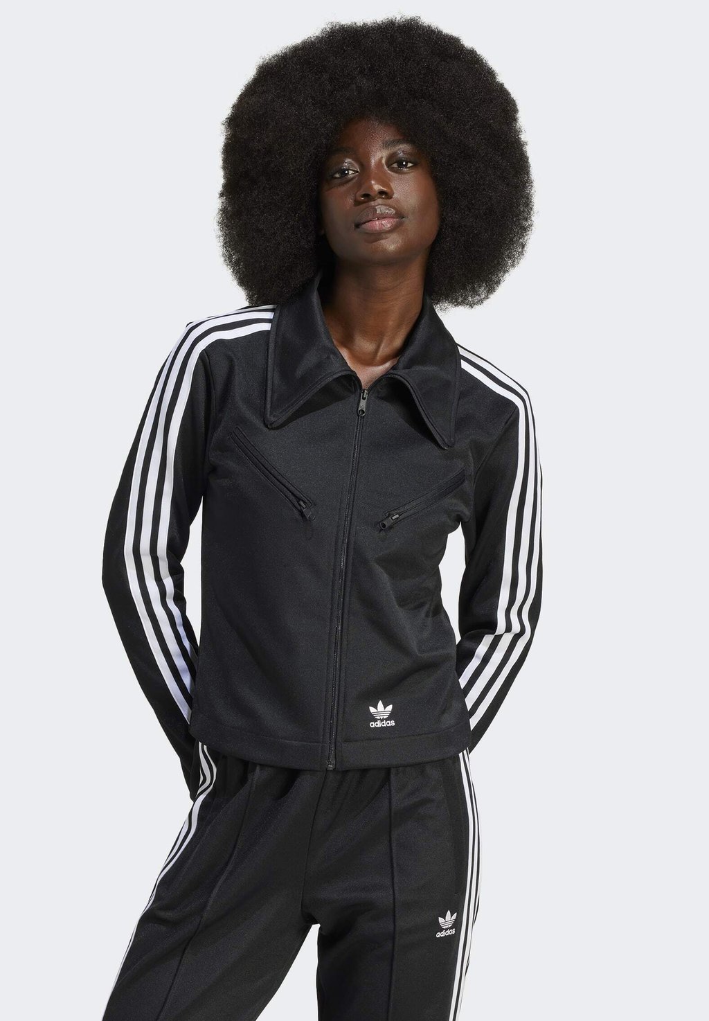 

Спортивная куртка Montreal adidas Originals, черный