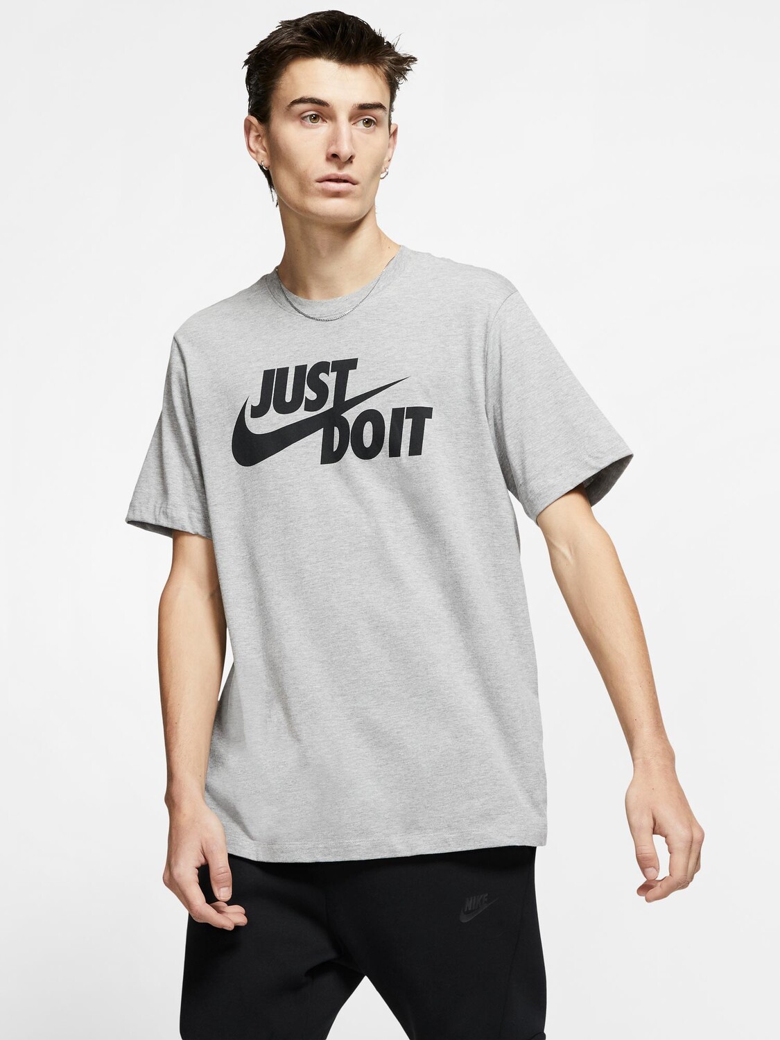 

Футболка Nike M NSW TEE JUST DO IT, серый