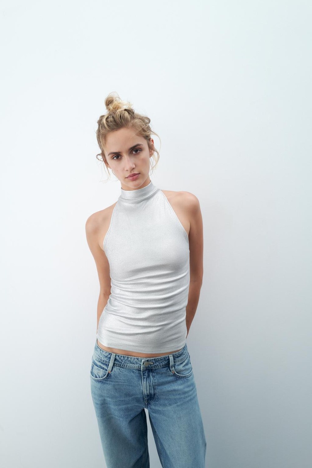 

Топ из фольги в ребрику ZARA, серебряный