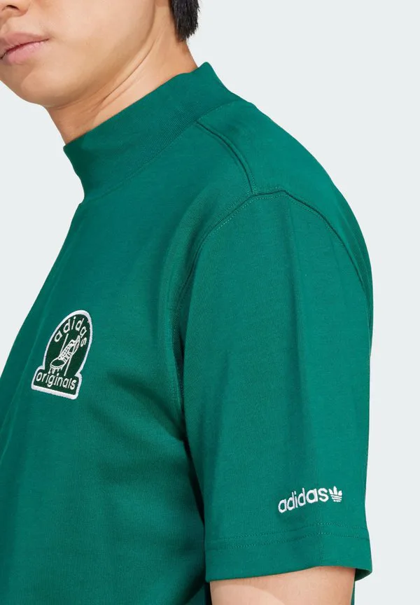 Базовая футболка с графическим принтом Adidas Originals, Collegiate Green — фото 4