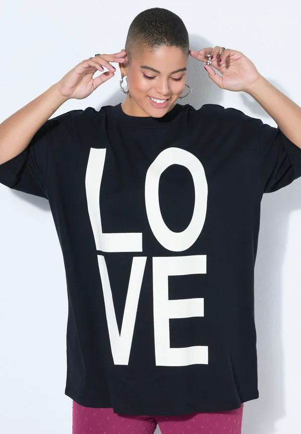 

Футболка с коротким рукавом и графическим принтом «любовь» Studio Untold, Black, Черный, Футболка с коротким рукавом и графическим принтом «любовь» Studio Untold, Black