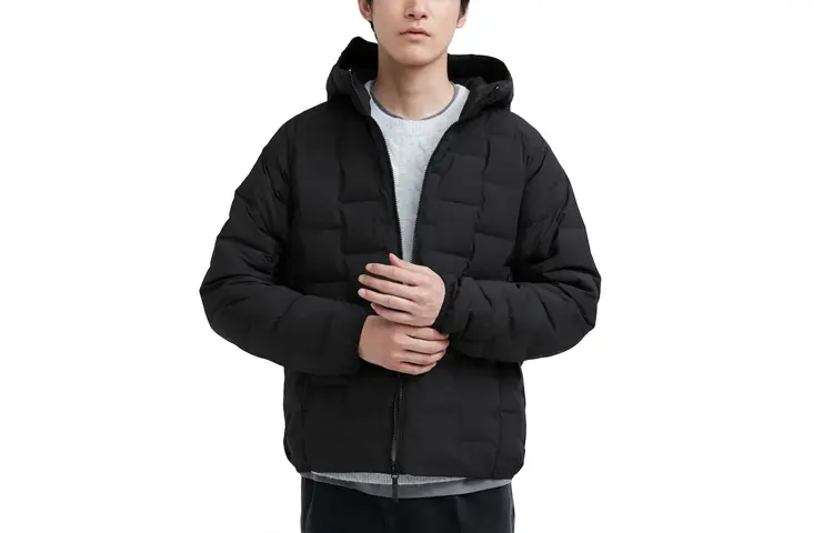 UNIQLO Пуховик унисекс космический черный, Space Black — фото 3