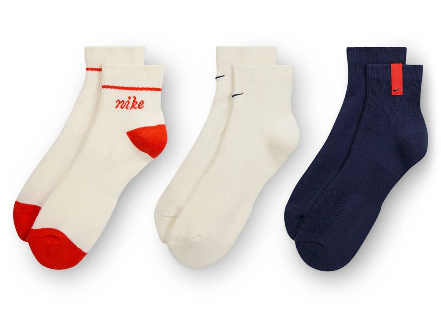 Носки Nike Logo Women's Quarter Ankle Socks - 3 Pack, белый/красный/темно-синий — фото 2