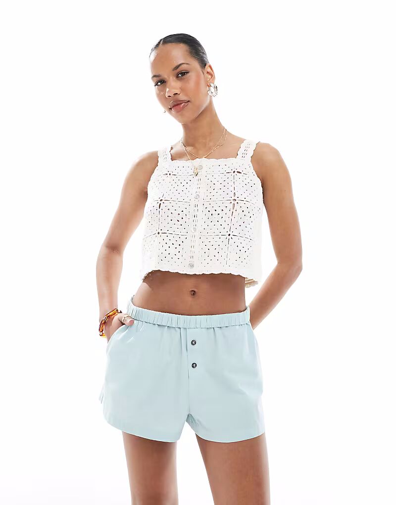 

Шорты с отворотом на талии ASOS DESIGN синего цвета