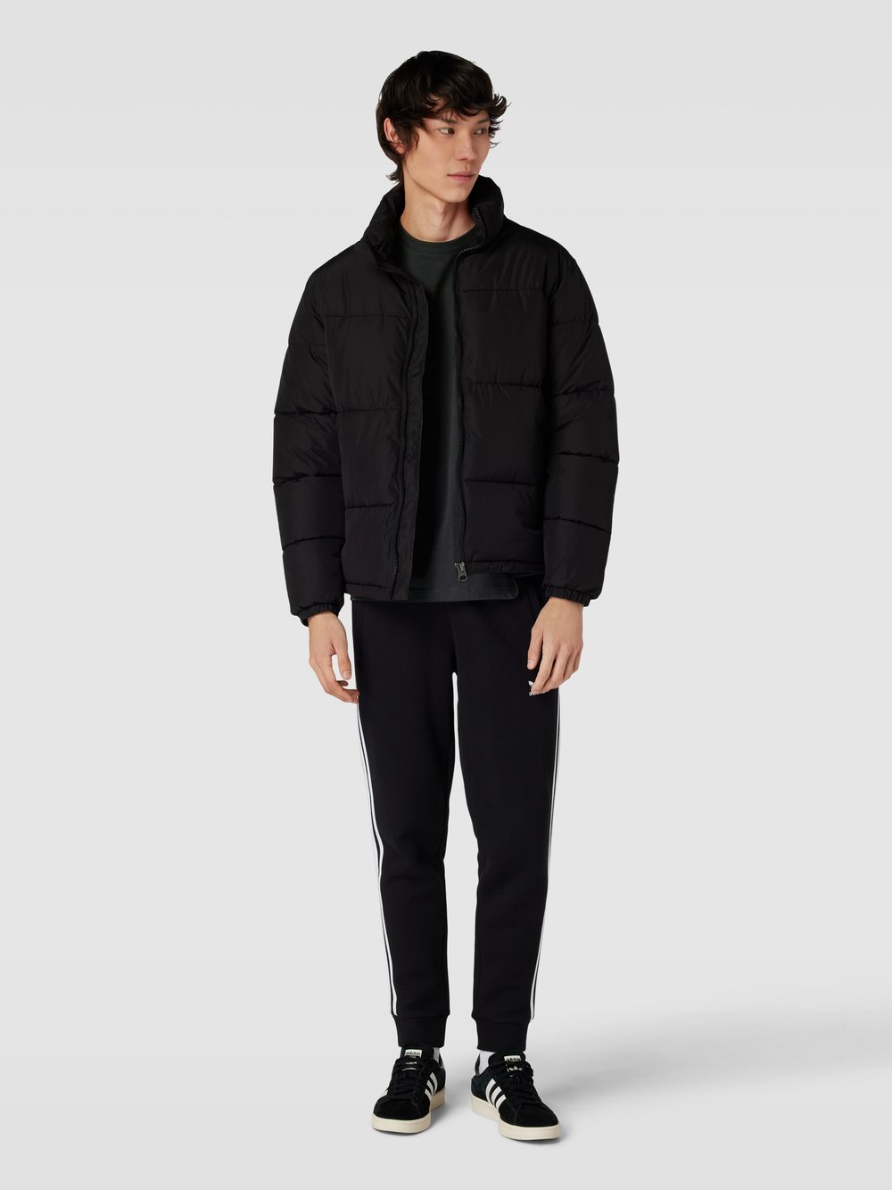 

Футболка с этикеткой adidas Originals, черный