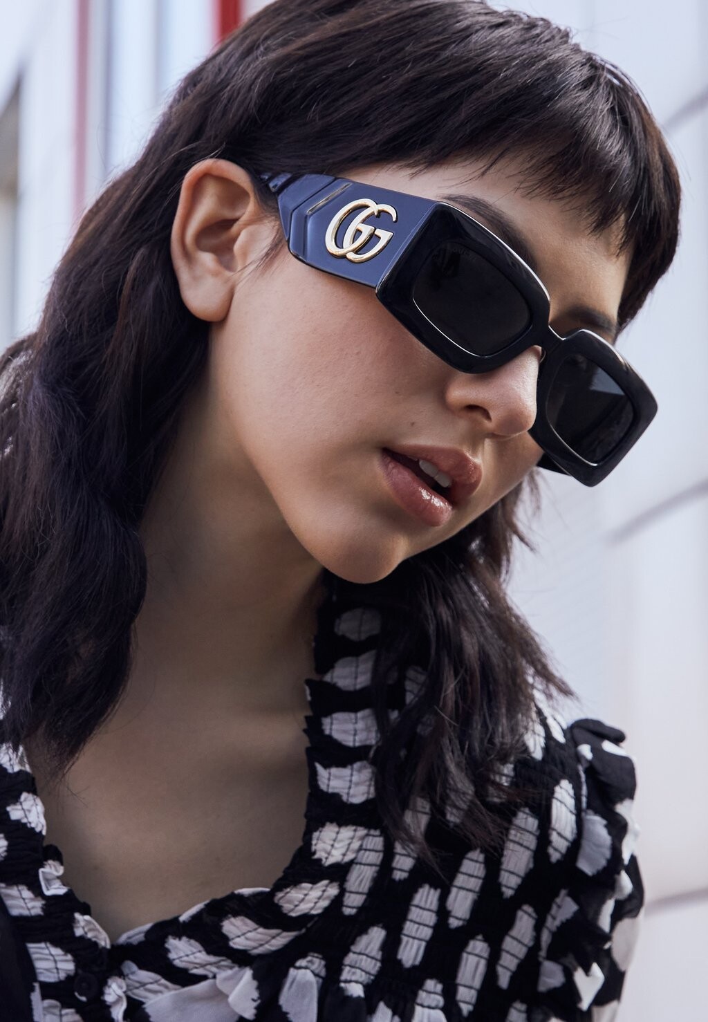 

Солнцезащитные очки Gucci