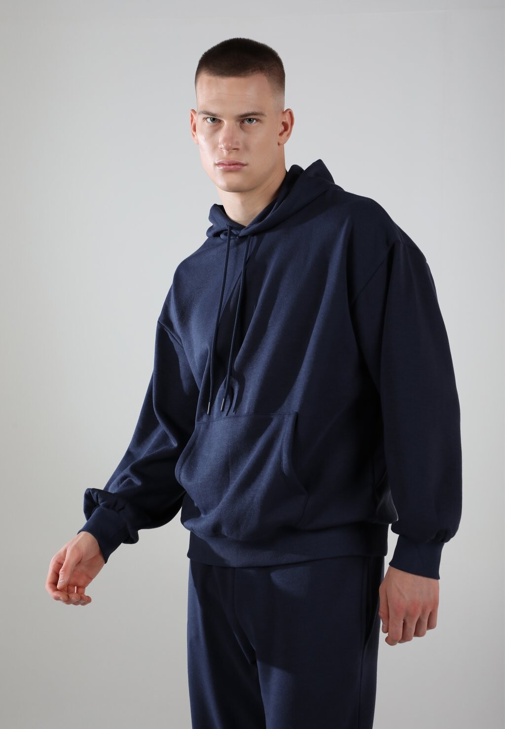 

Толстовка с капюшоном OVERSIZED UNISEX LOOSE FIT ELEVATE EOSELIO, темно-синий