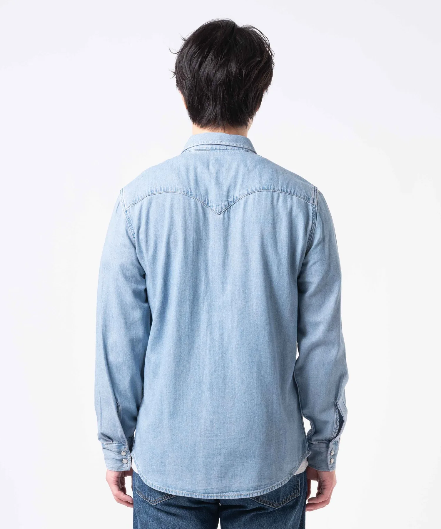 Мужская рубашка джинсовая классическая Levi's Western Shirt светло-индиго — фото 3