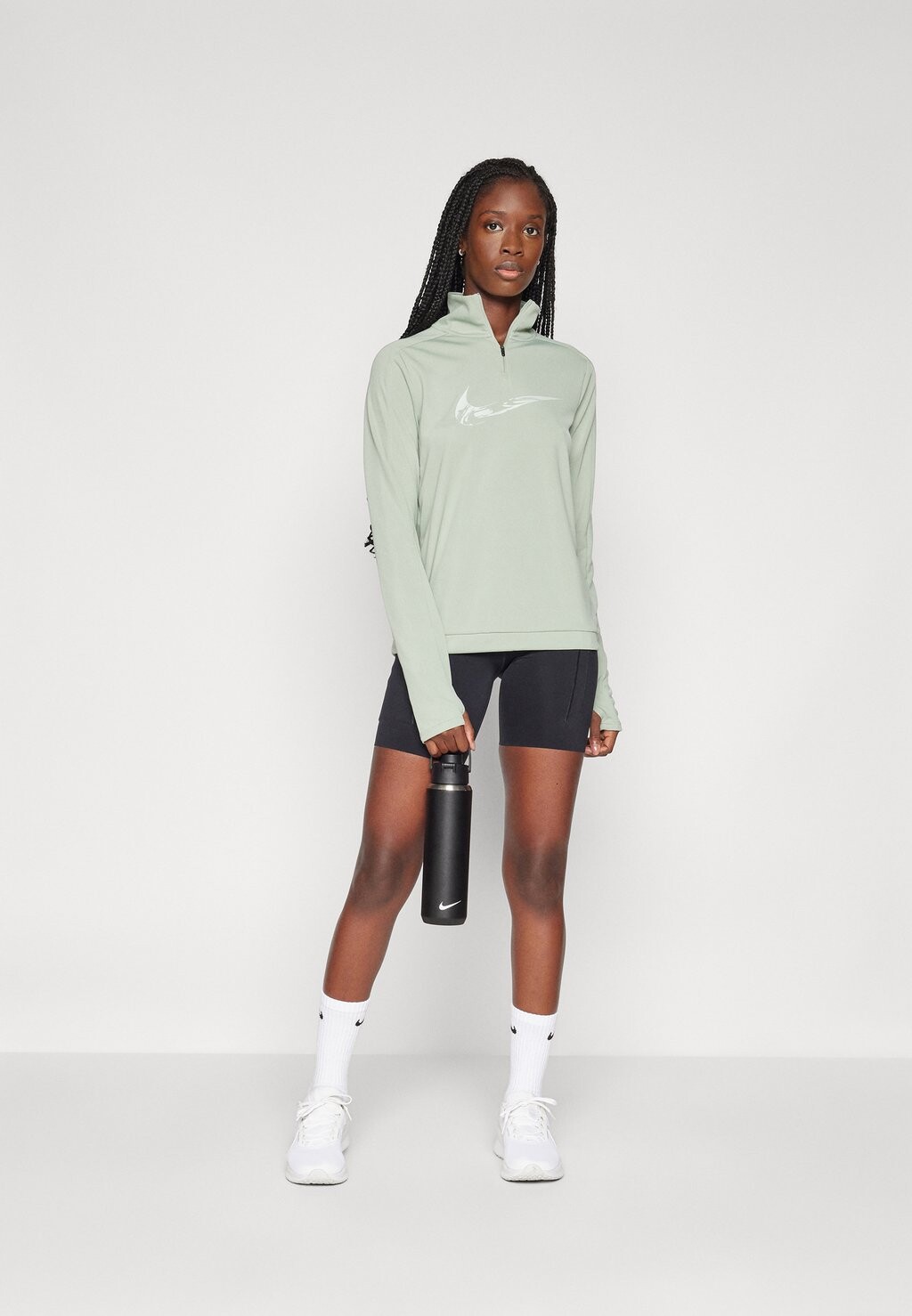

Топ с длинными рукавами Nike Performance, светло-зеленый