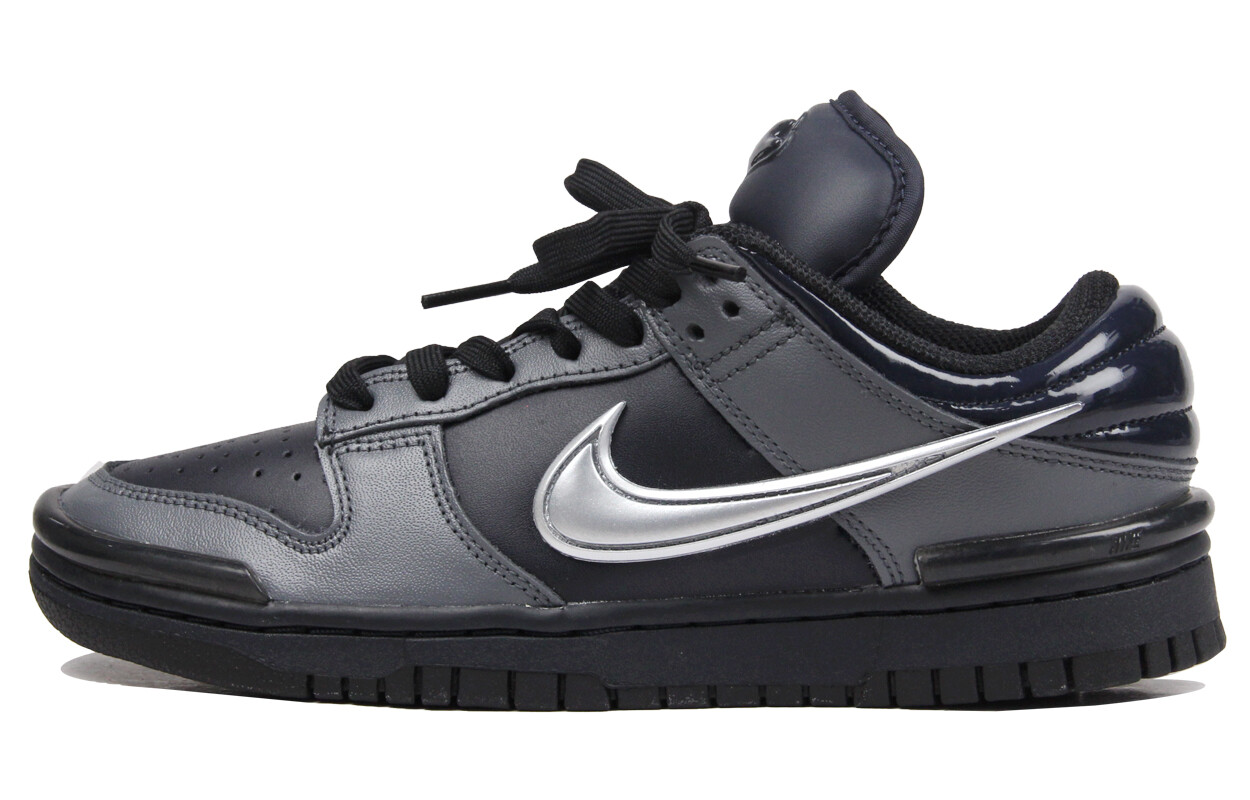 

Кроссовки для скейтбординга Dunk женские с низким верхом, цвет черный, синий/серебристый Nike