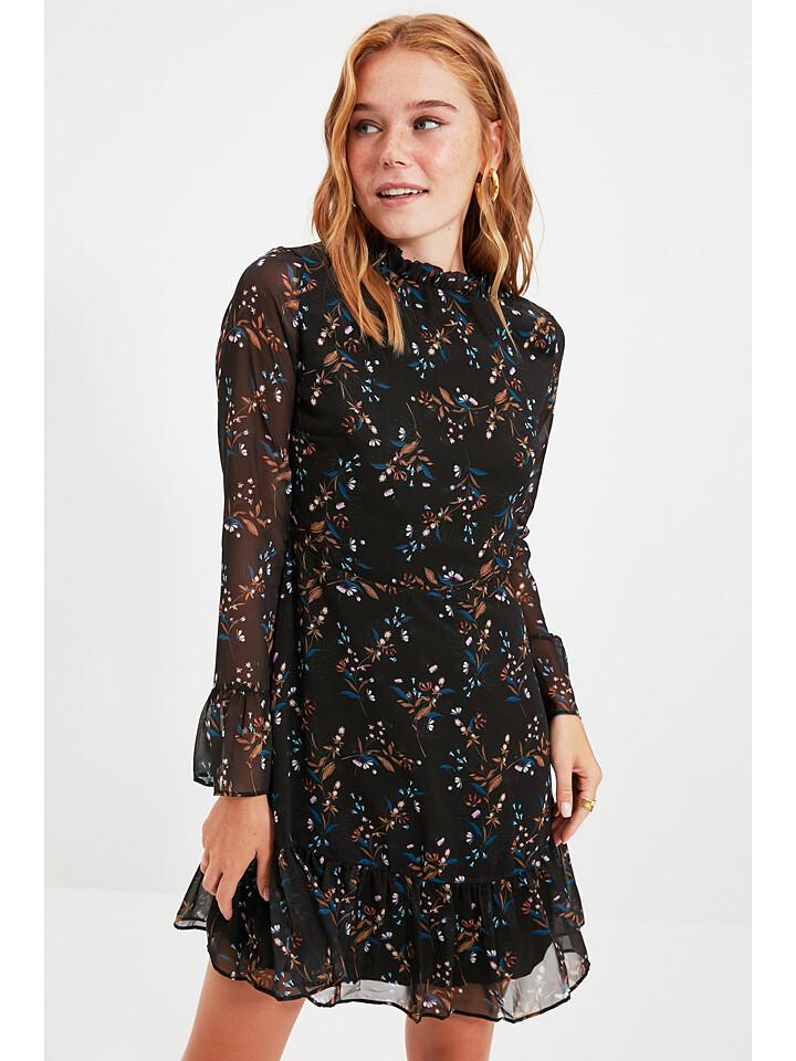 

Платье trendyol, черный