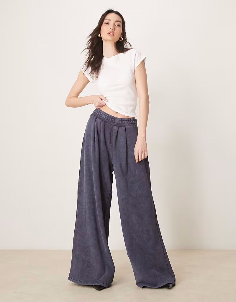 

Спортивные брюки свободного кроя ASOS DESIGN свободного кроя темно-синего цвета