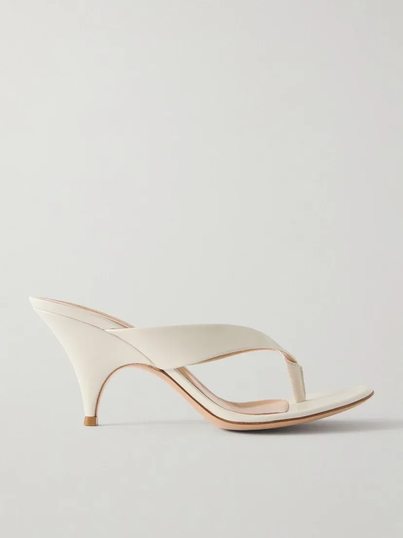 Кожаные босоножки-стринги Sofia 70 Gianvito Rossi, белый