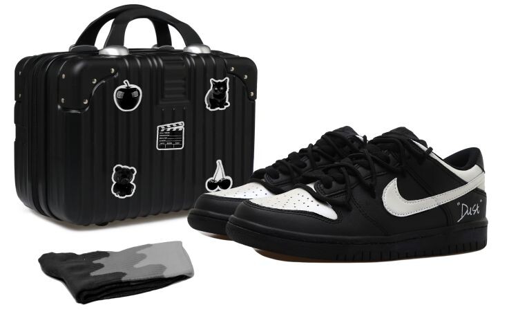 

Кроссовки Nike Dunk Skateboard Shoes Men Low-Top Black Silver