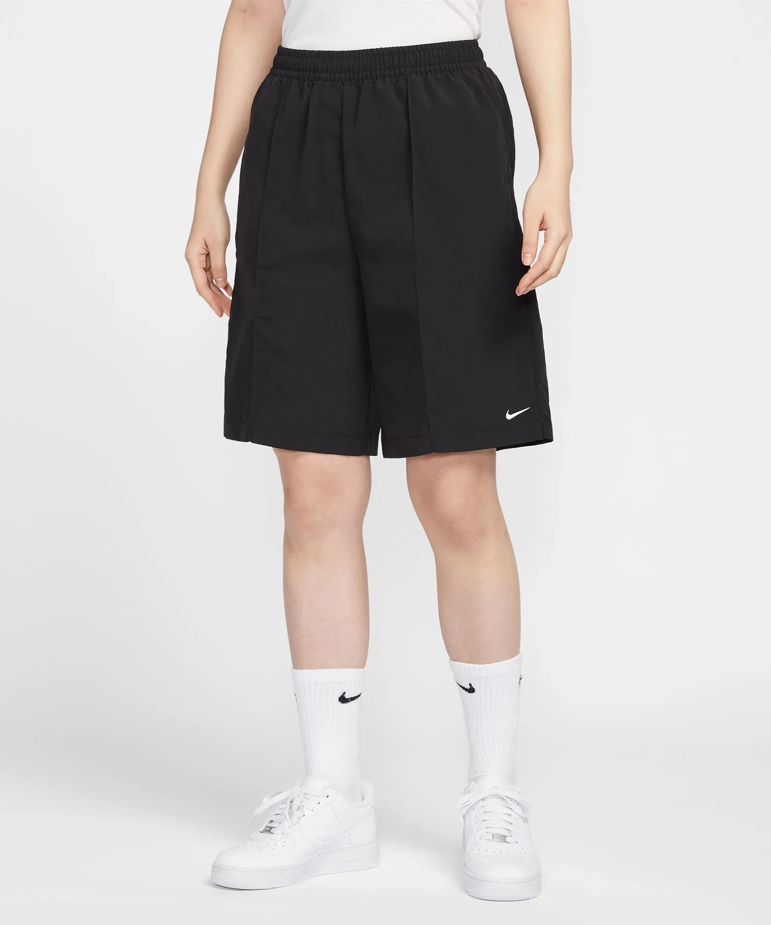 Женские шорты NIKE NSW EVRYTHNG WVN HR 9 чёрные — фото 2