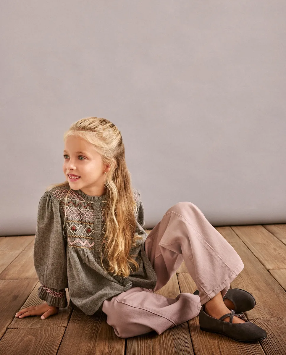 

Детская блузка с длинным рукавом, специальный смок с пуговицами Coconut El Corte Inglés, светло-серый